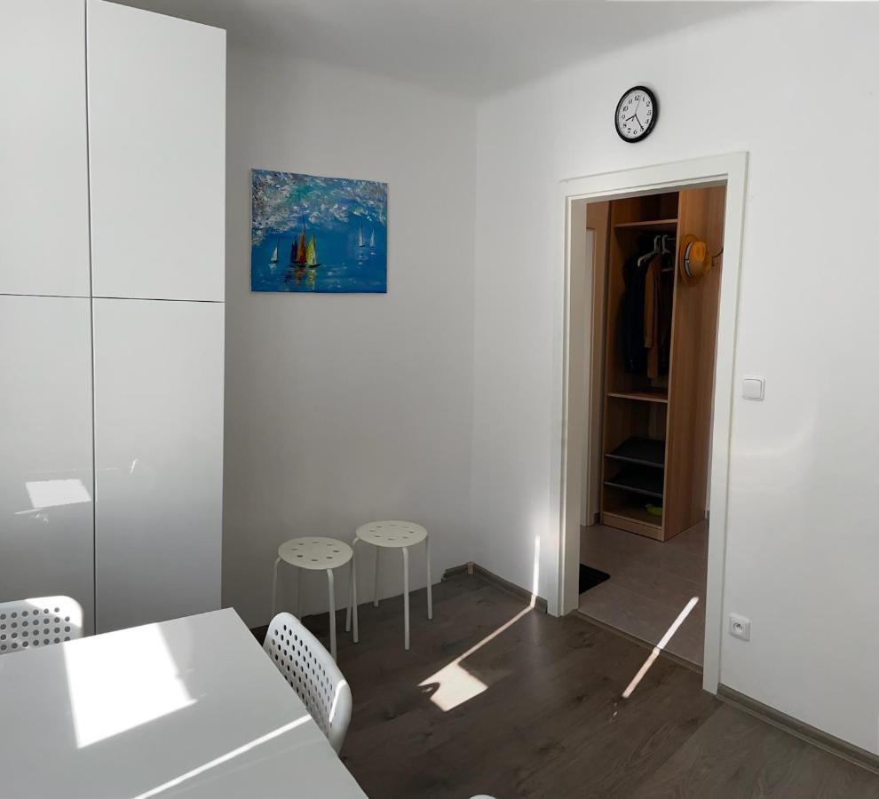 Apartman Galerie - Lipno Nad Vltavou Exteriör bild