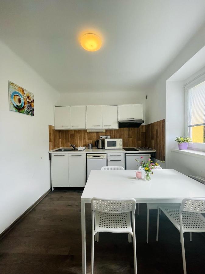 Apartman Galerie - Lipno Nad Vltavou Exteriör bild